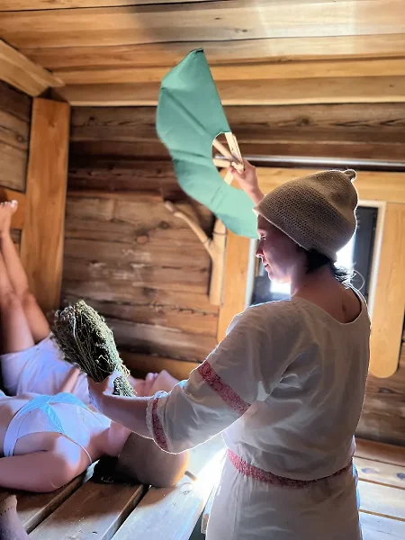 Женская спа-баня с массажем и индивидуальным парением